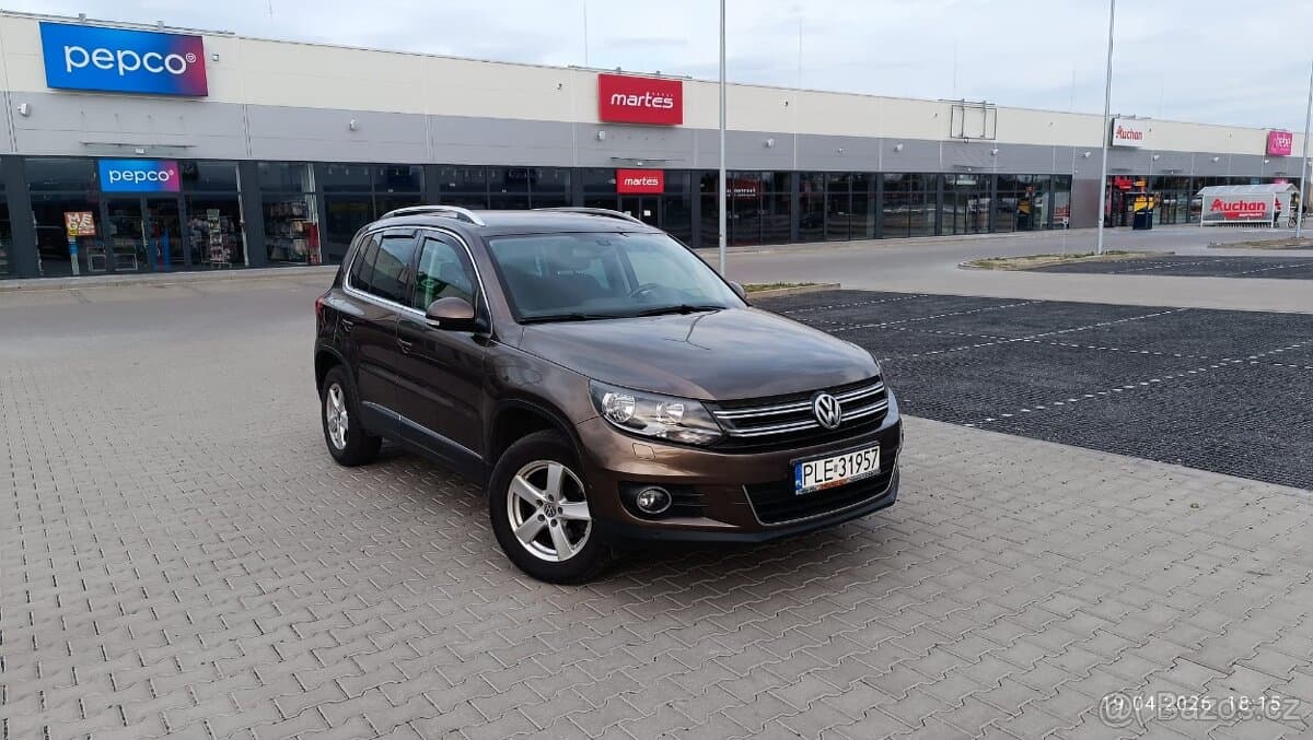 2011 Volkswagen TIGUAN - 3