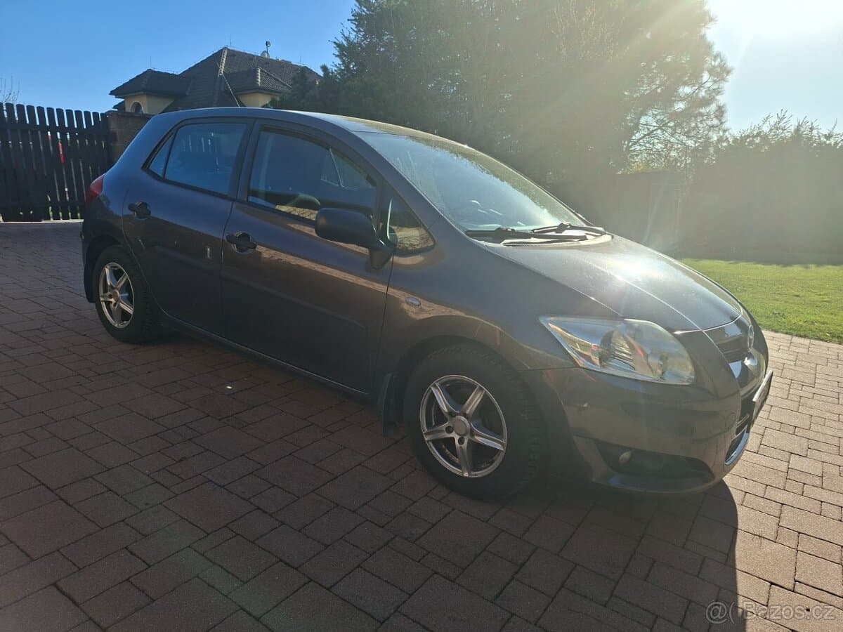 2009 Toyota AURIS - 3