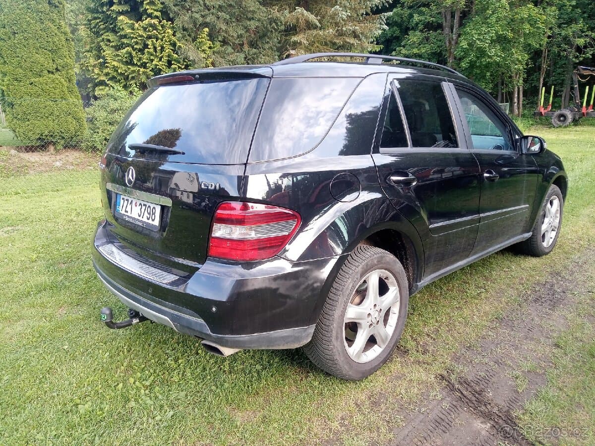 Mercedes-Benz M-CLASS - 3