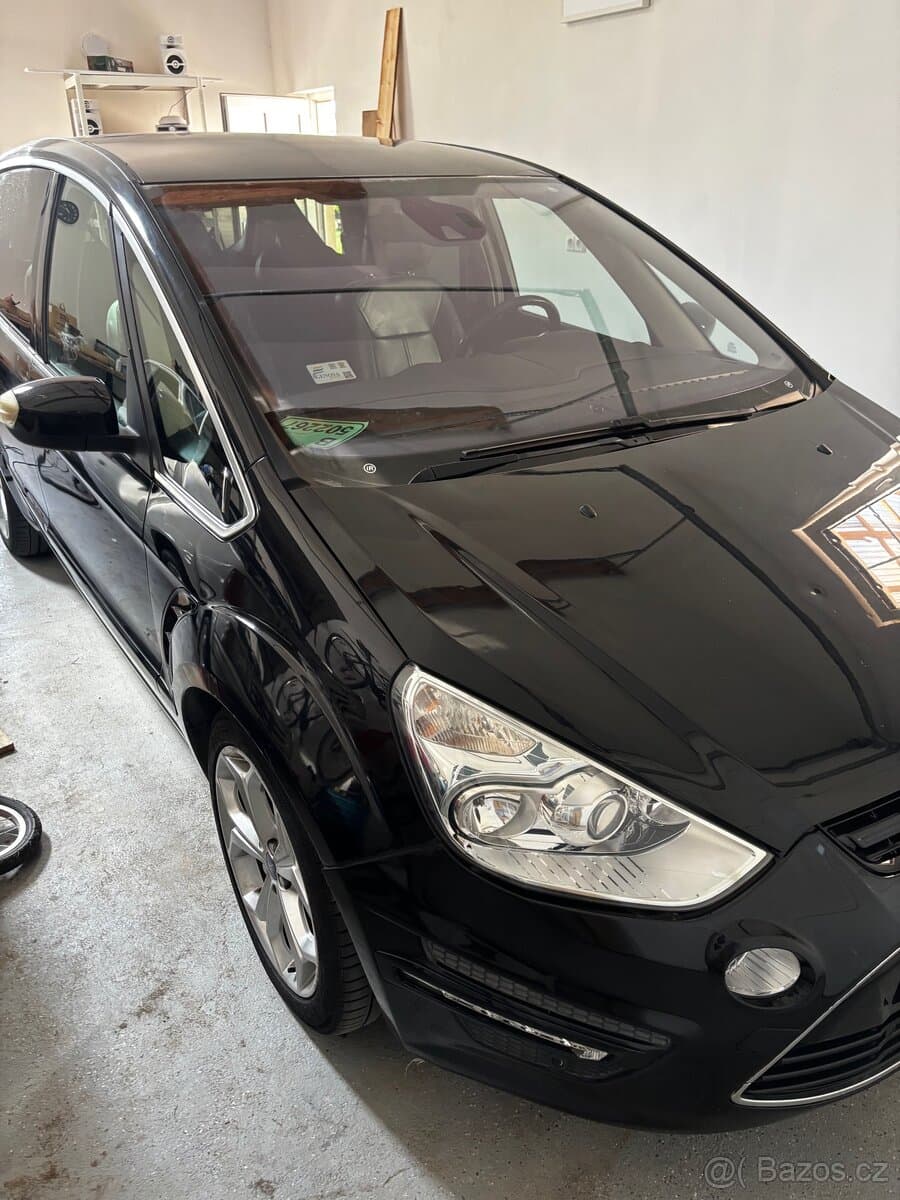 Ford S-MAX - 3