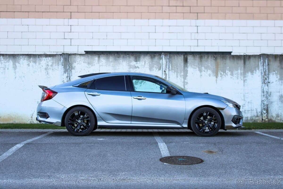 2018 Honda CIVIC - 3