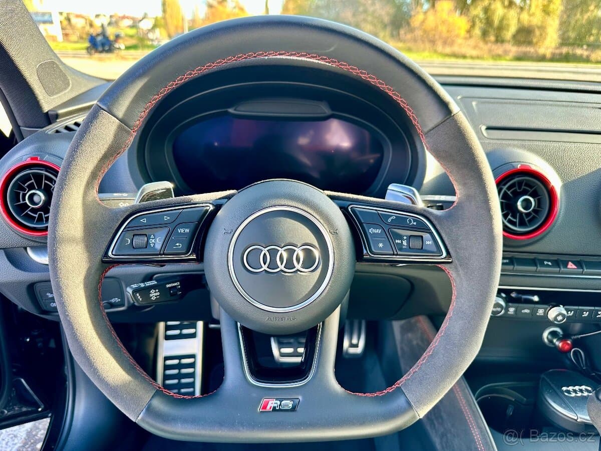Audi RS3 - 3