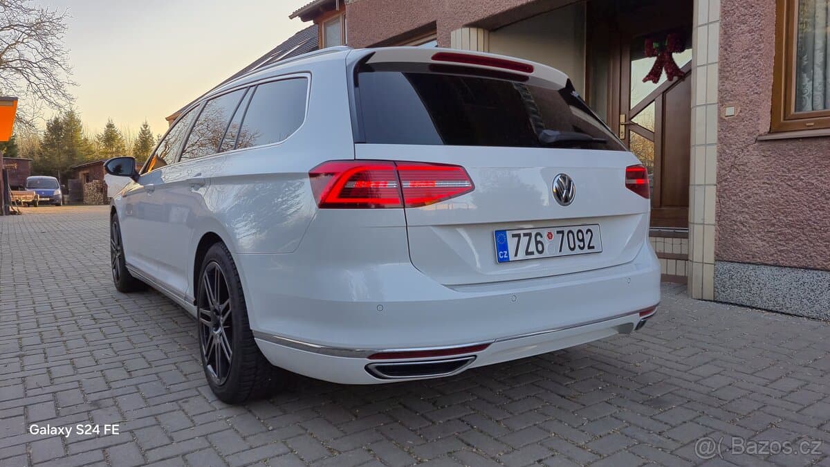 2015 Volkswagen PASSAT - 3