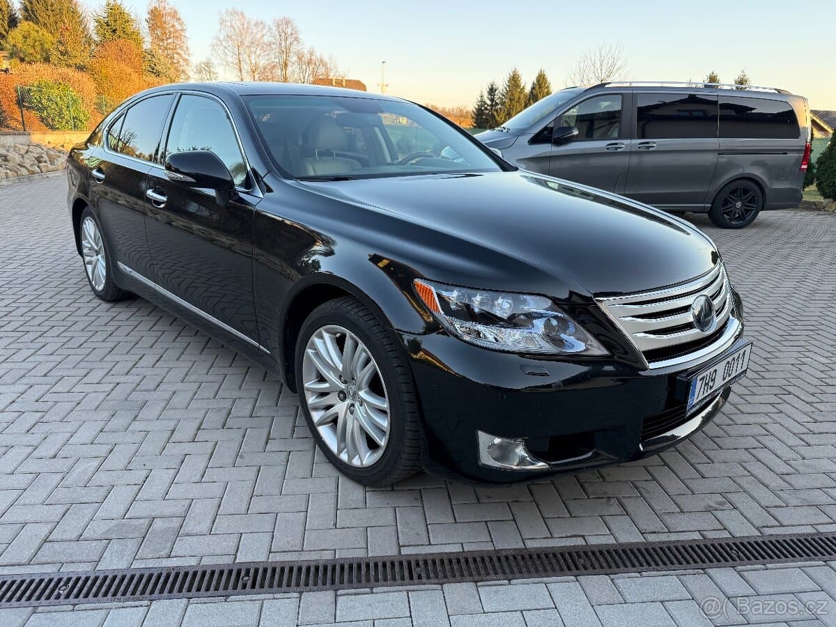 2012 Lexus LS - 3