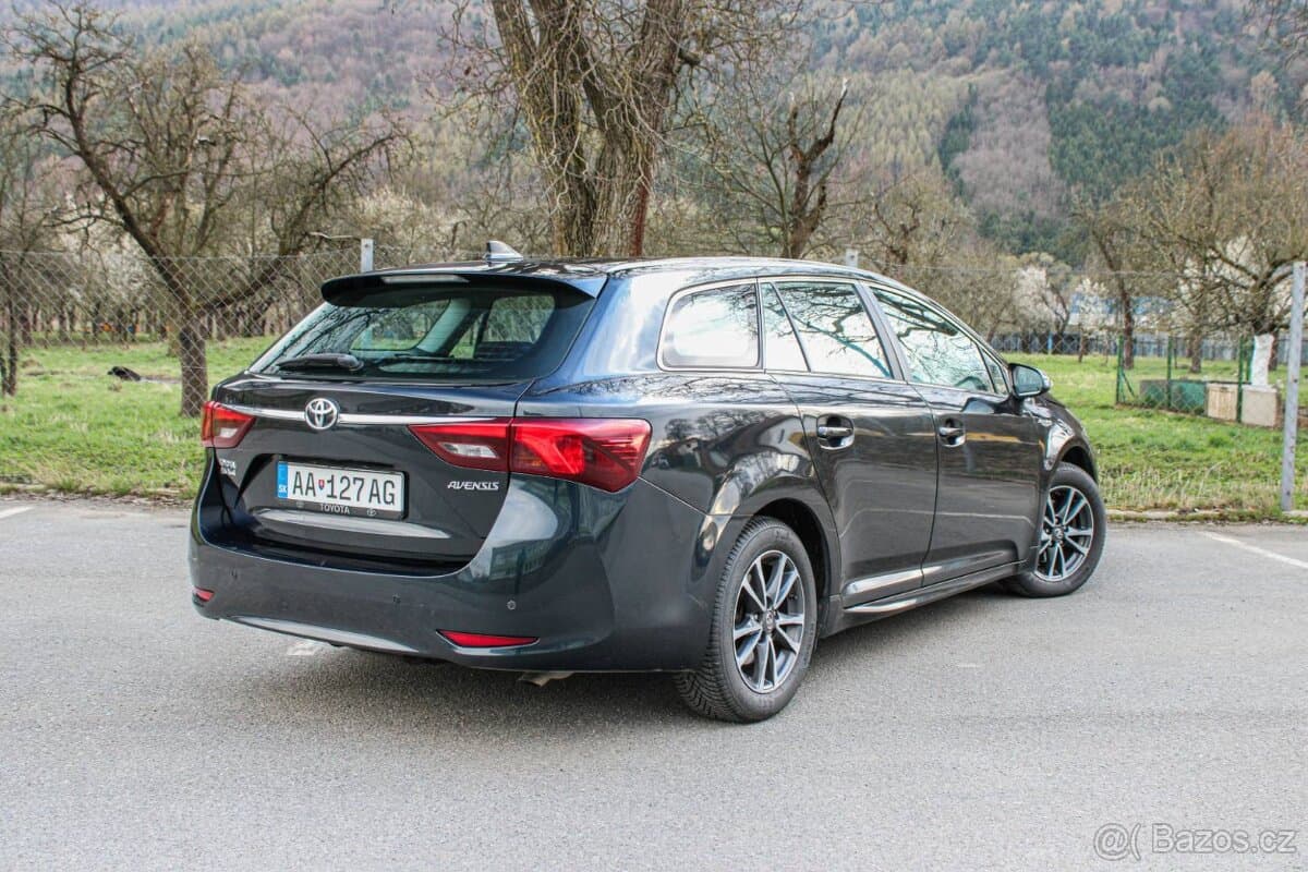 2015 Toyota AVENSIS - 3