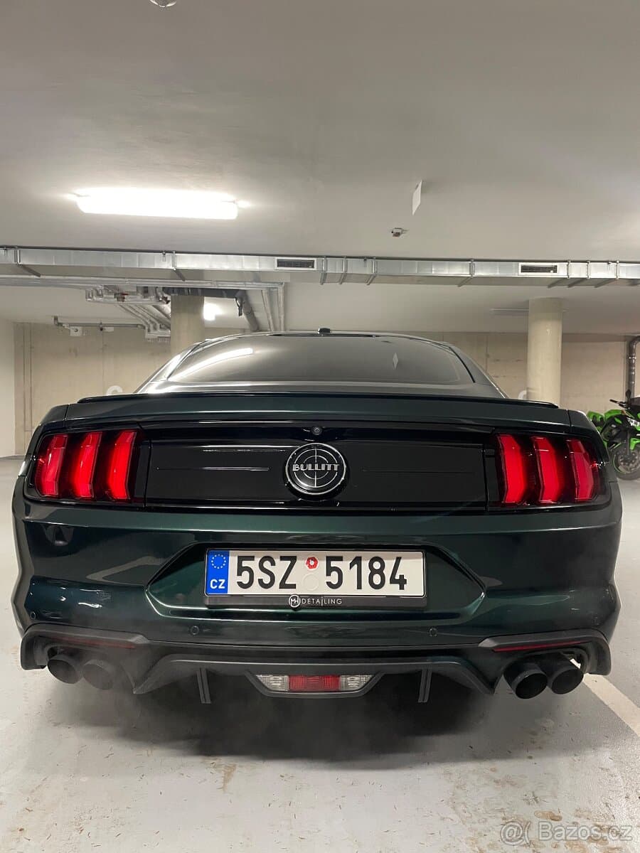 2019 Ford MUSTANG - 3