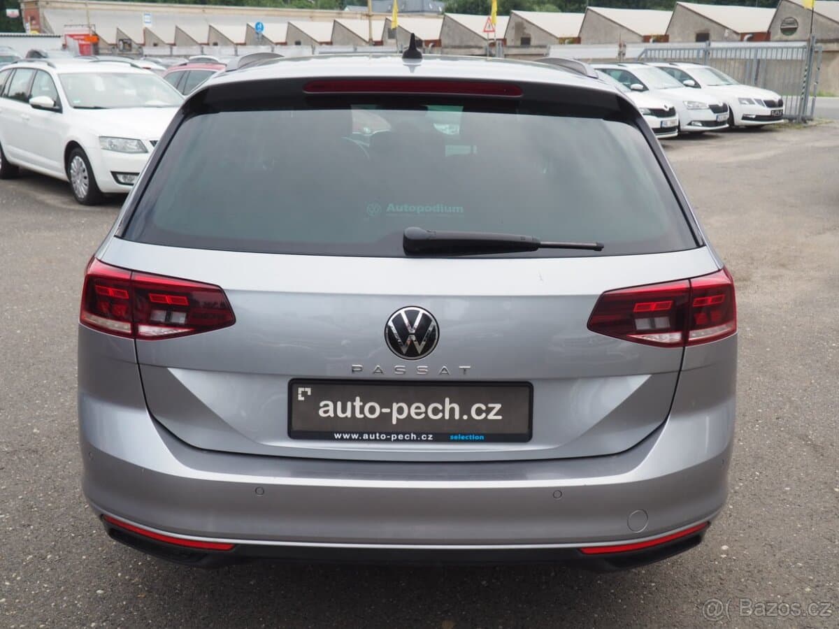 2020 Volkswagen PASSAT - 3