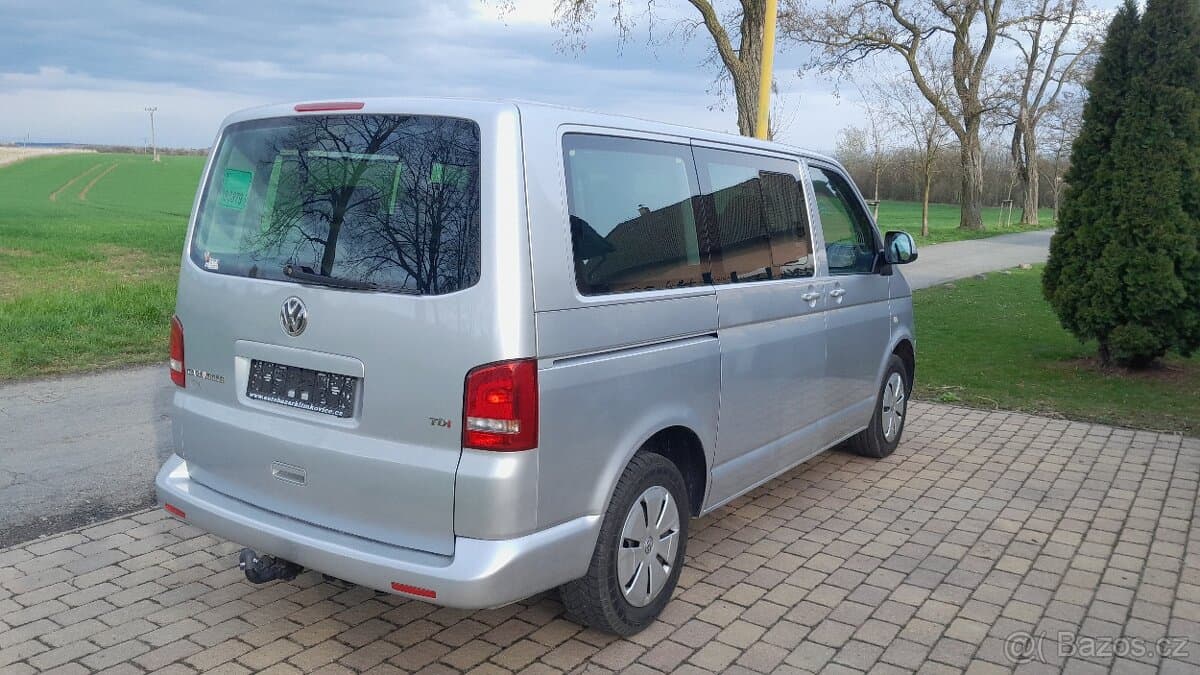 2012 Volkswagen CARAVELLE - 3