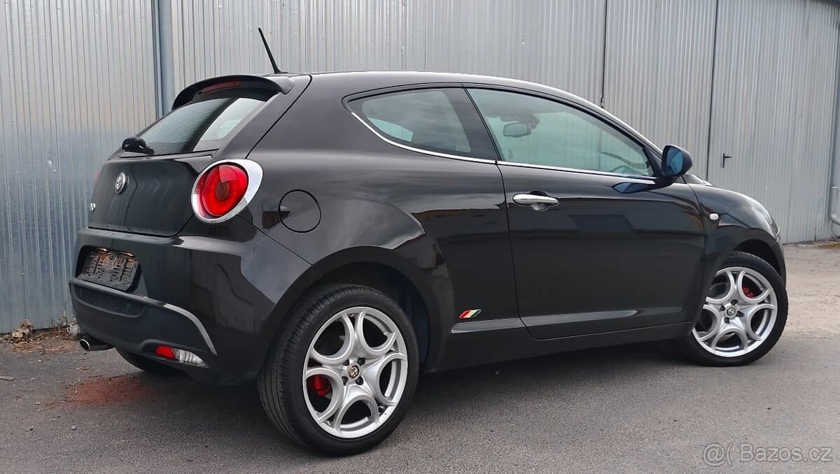 2011 Alfa Romeo MITO - 3