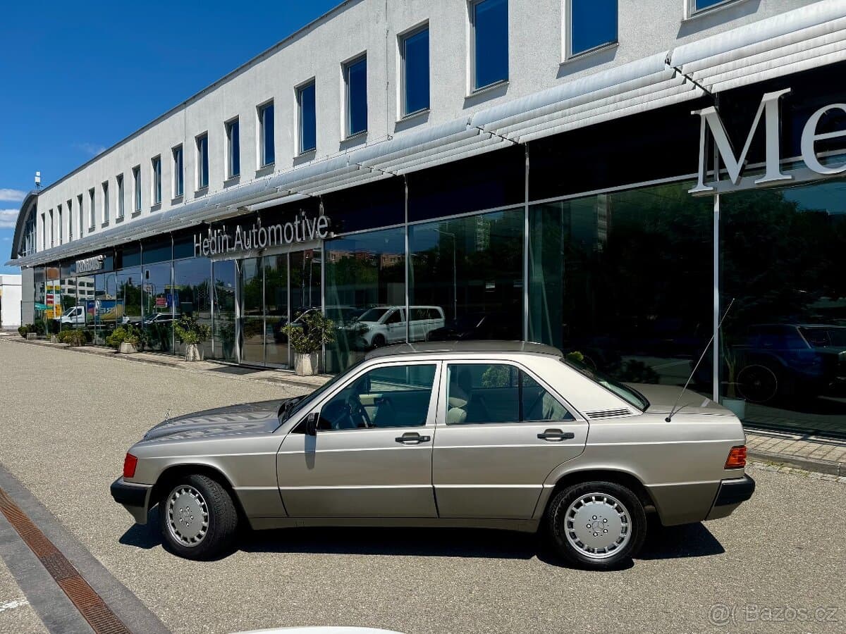 1988 Mercedes-Benz 190 - 3