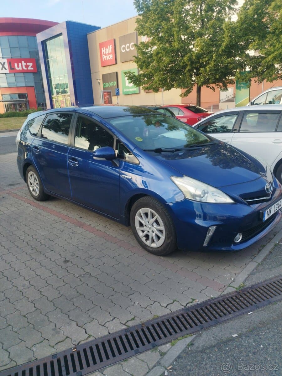 2013 Toyota PRIUS - 3