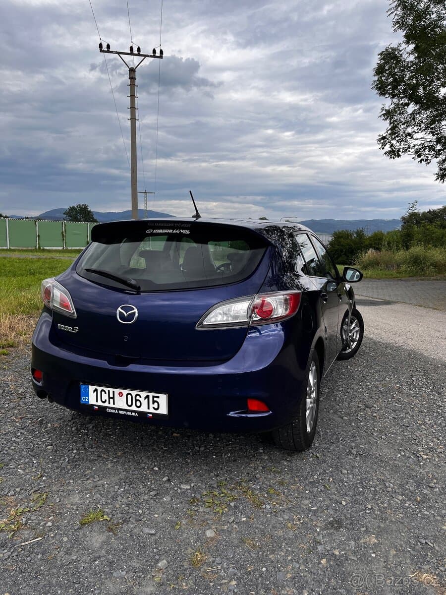 Mazda 3 - 3