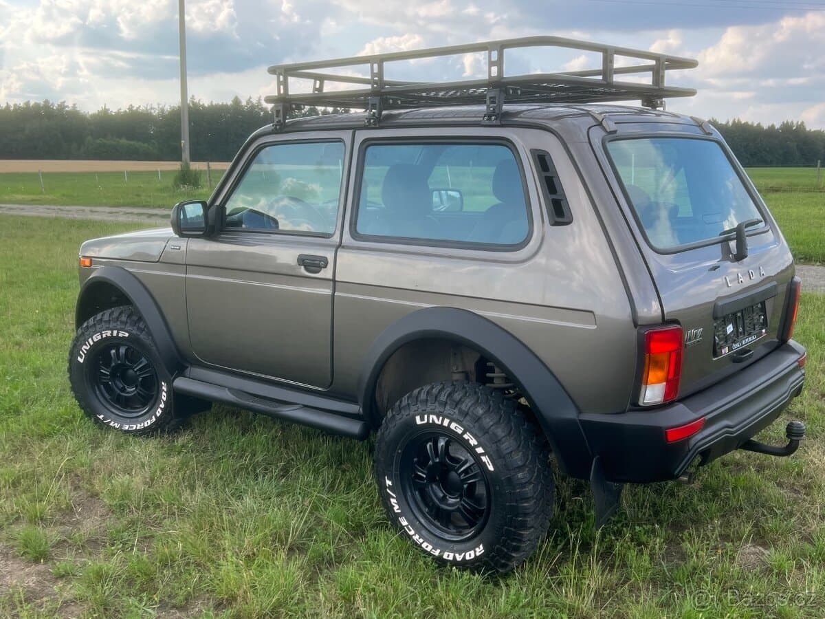 2021 Lada NIVA - 3