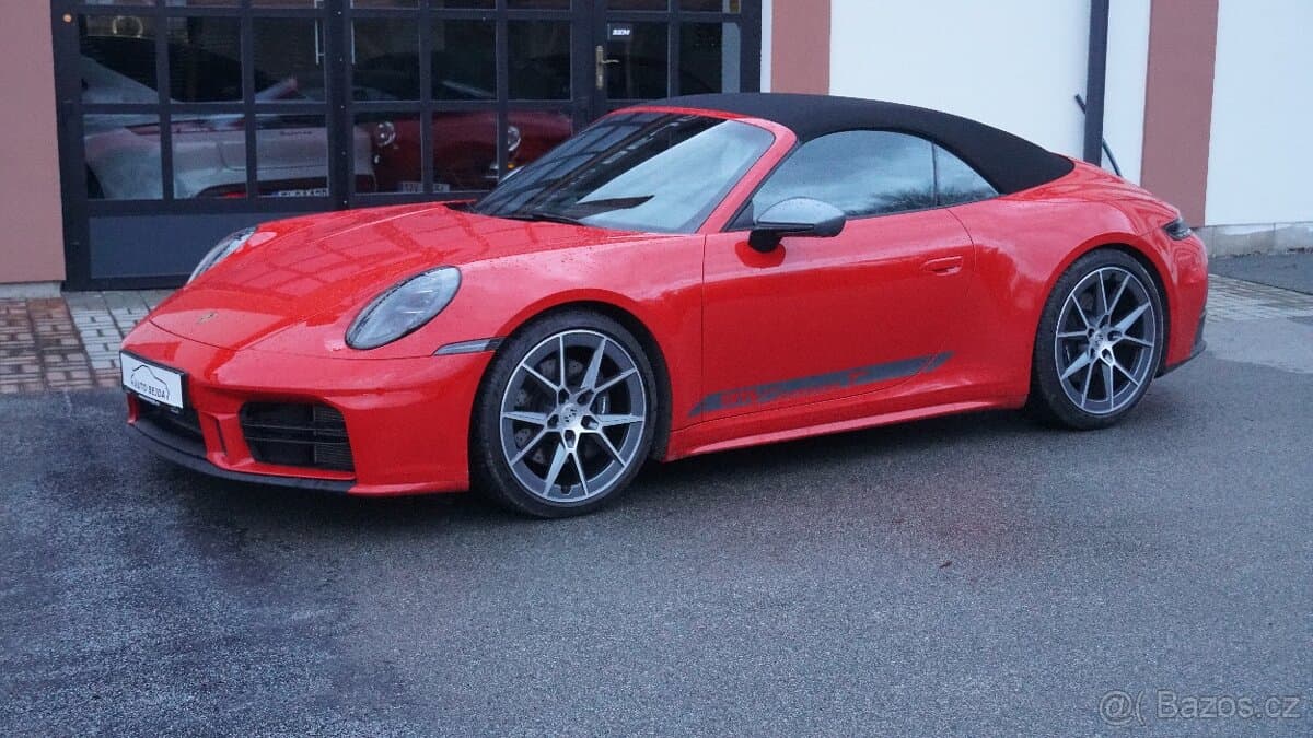 2025 Porsche 911 - 3