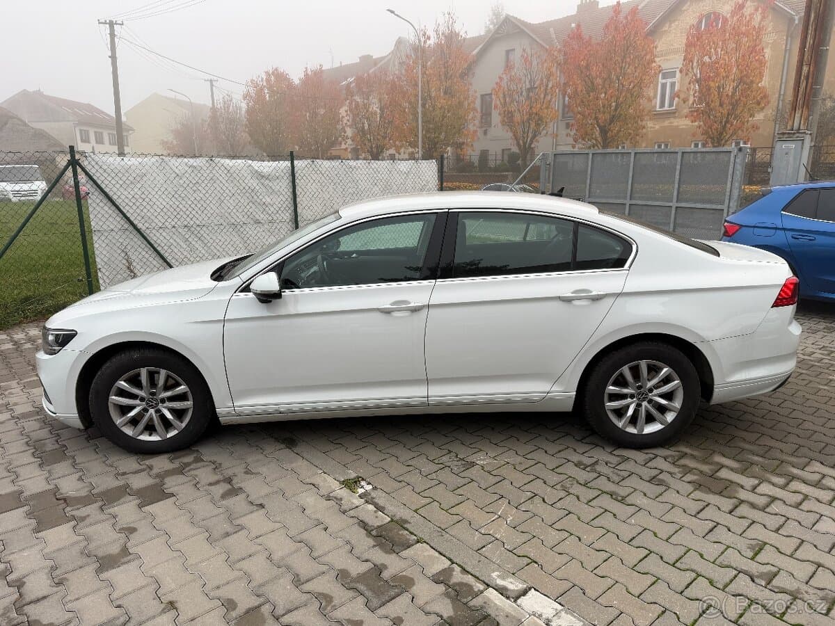 2020 Volkswagen PASSAT - 3