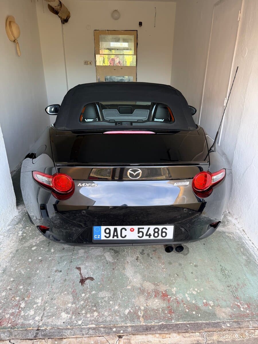 Mazda 5 - 3