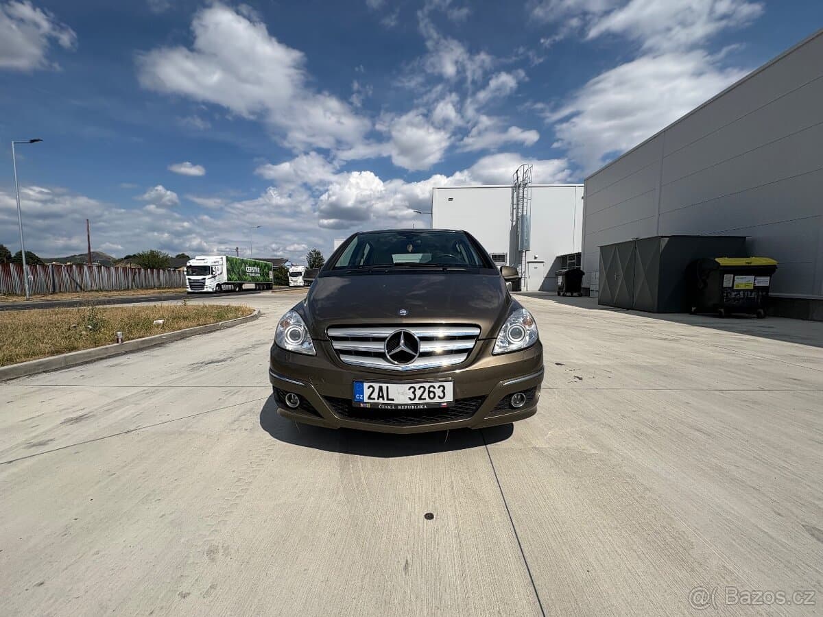 2011 Mercedes-Benz OSTATNÍ - 3