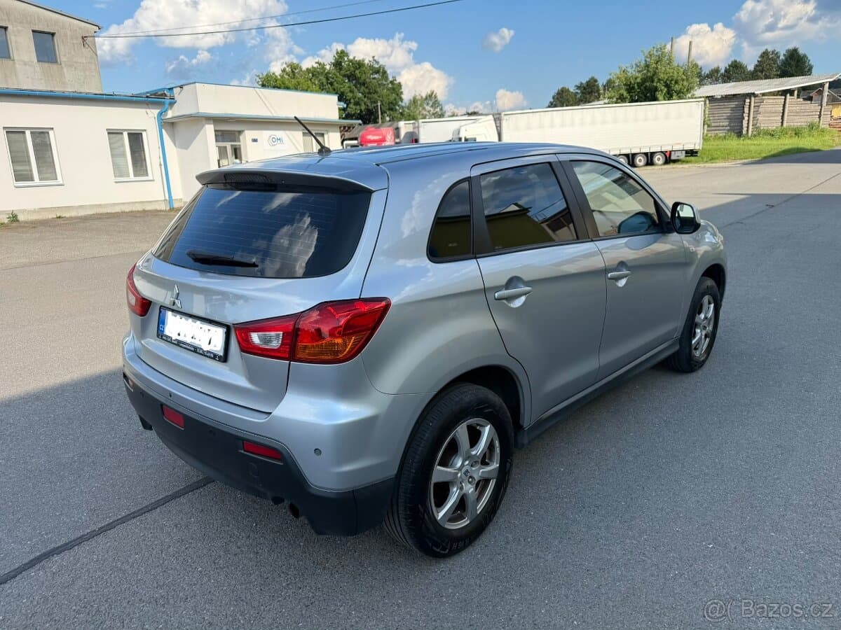 2011 Mitsubishi ASX - 3