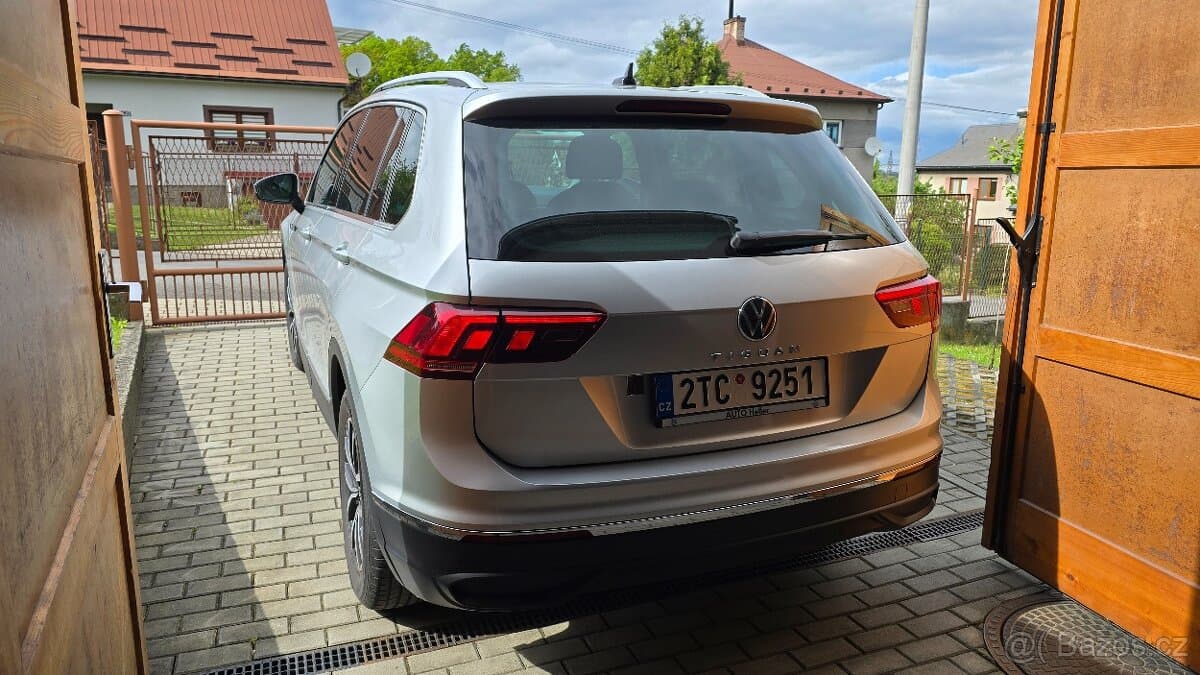 2022 Volkswagen TIGUAN - 3
