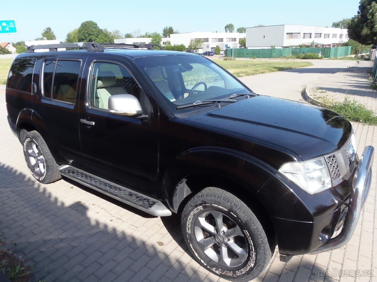 2009 Nissan PATHFINDER - 3