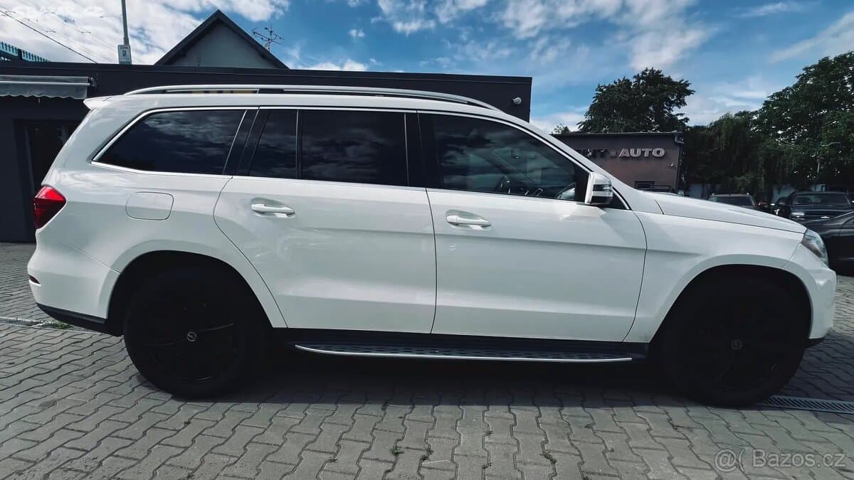2015 Mercedes-Benz GL - 3