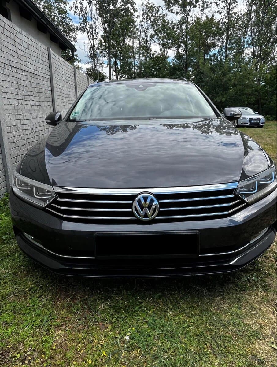 2019 Volkswagen PASSAT - 3
