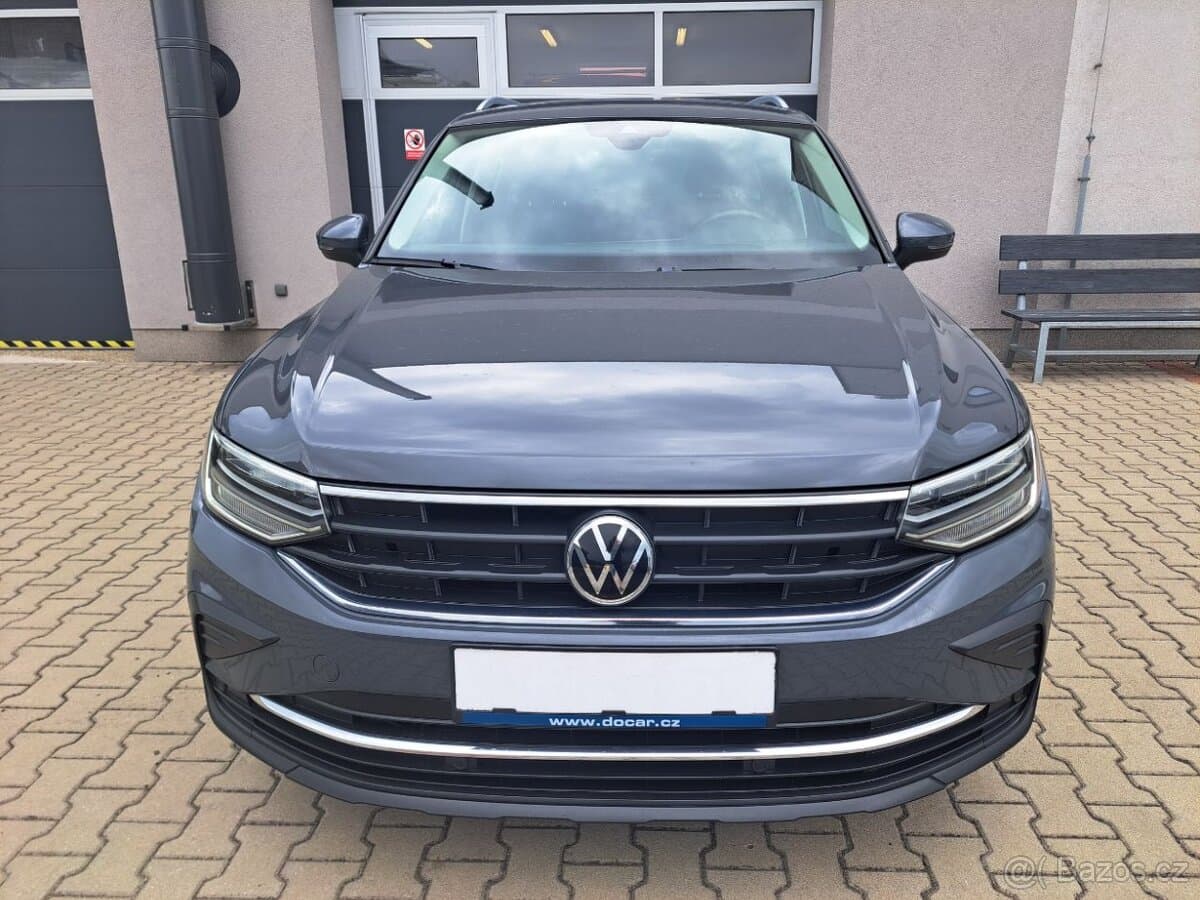 2021 Volkswagen TIGUAN - 3