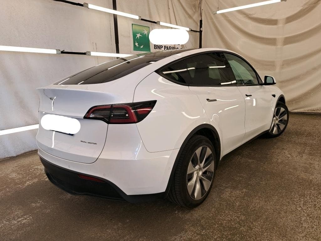2024 Tesla MODEL Y - 3