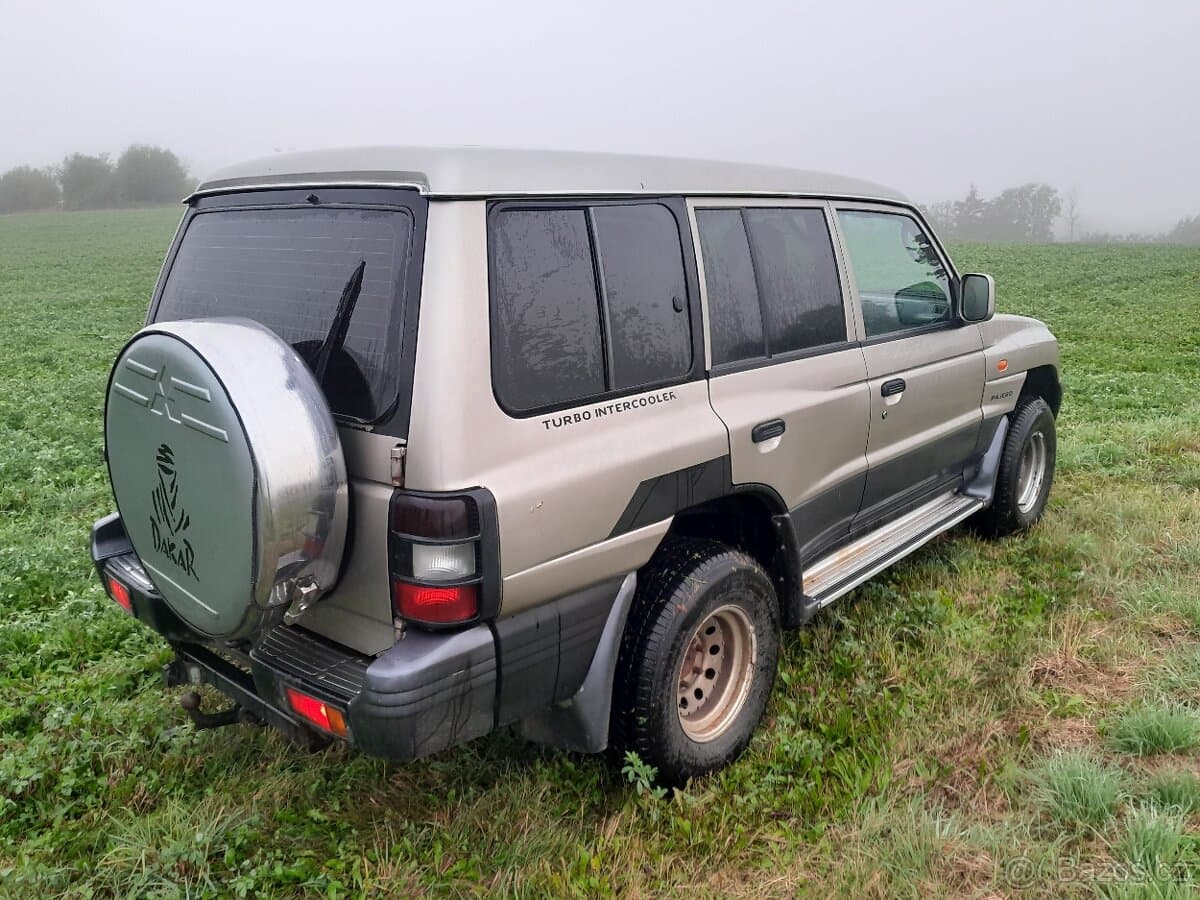 2004 Mitsubishi PAJERO - 3