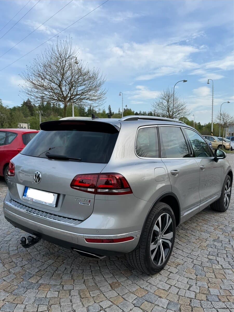 2017 Volkswagen TOUAREG - 3