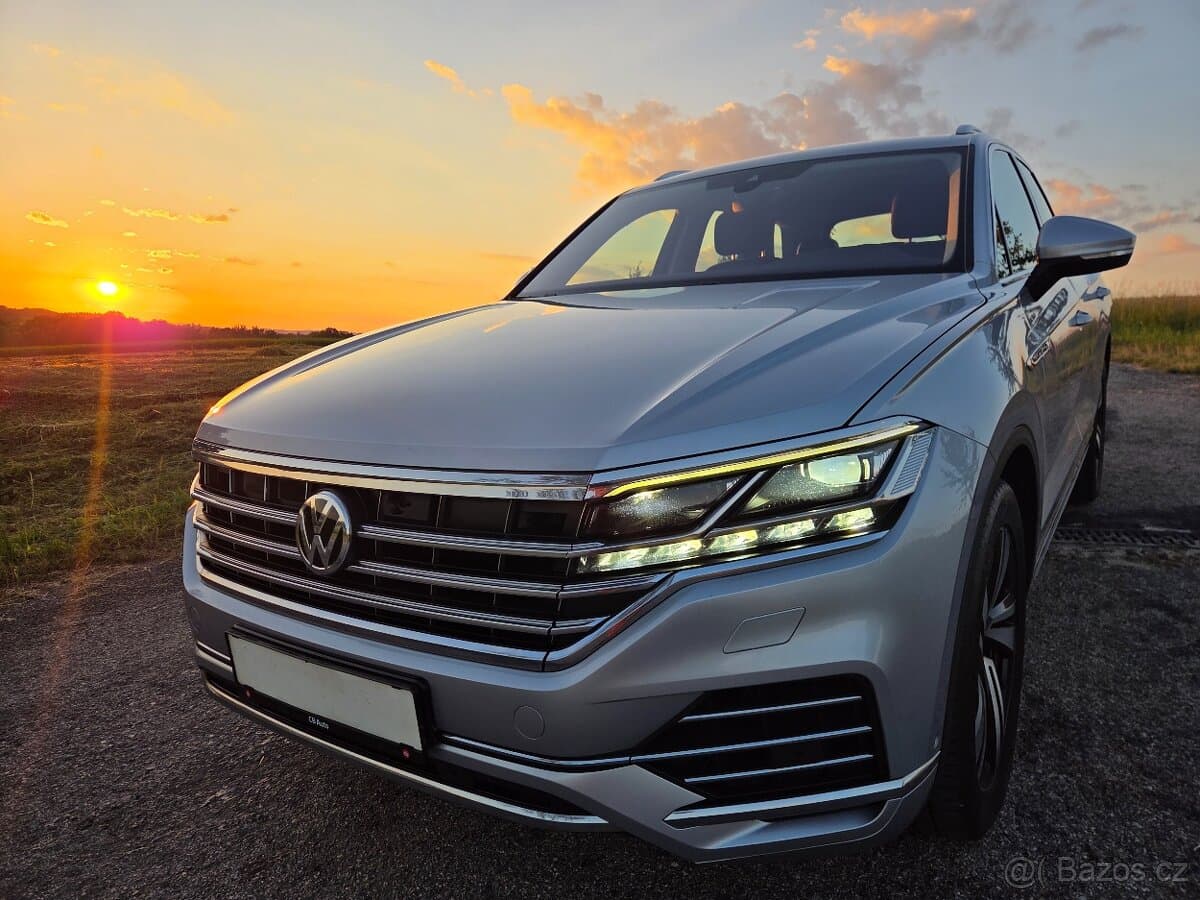 2018 Volkswagen TOUAREG - 3