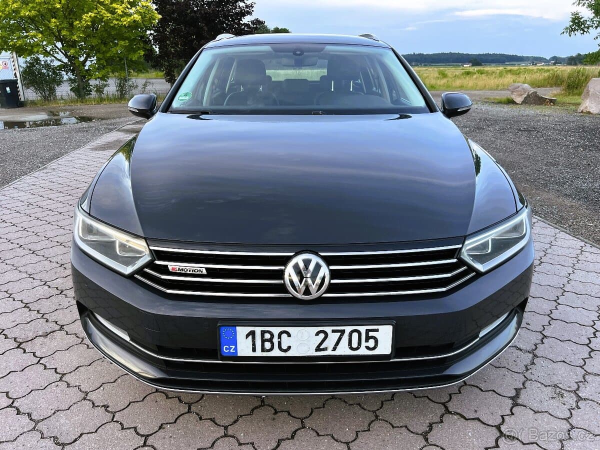 2015 Volkswagen PASSAT - 3