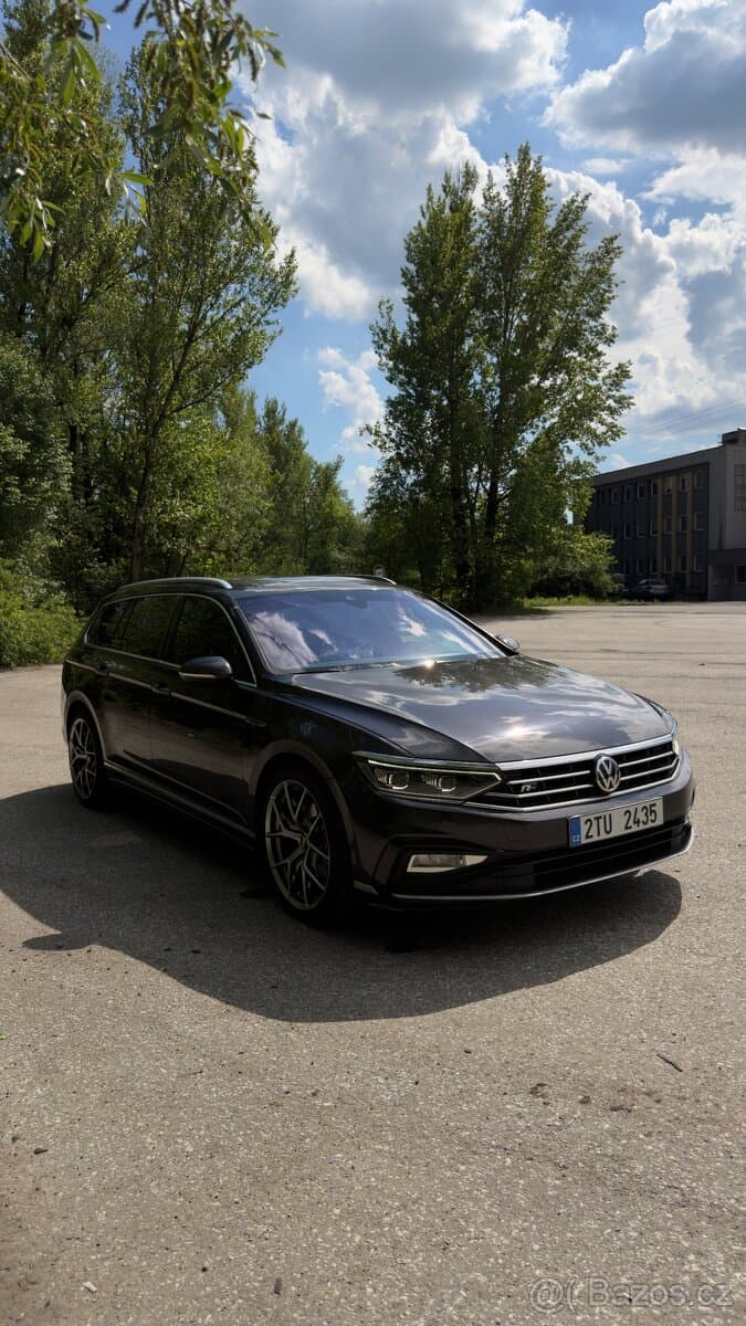 2020 Volkswagen PASSAT - 3