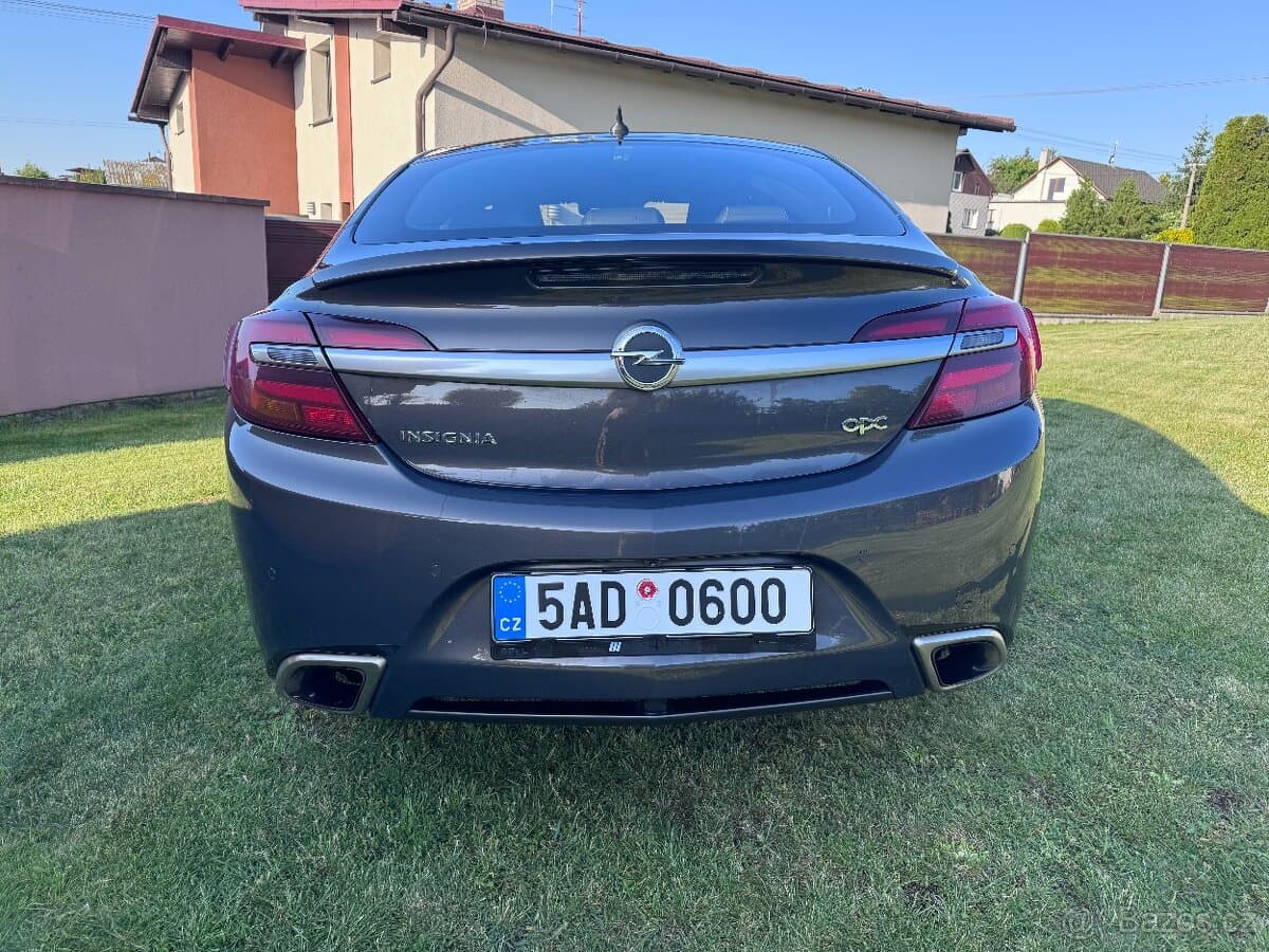 Opel INSIGNIA - 3