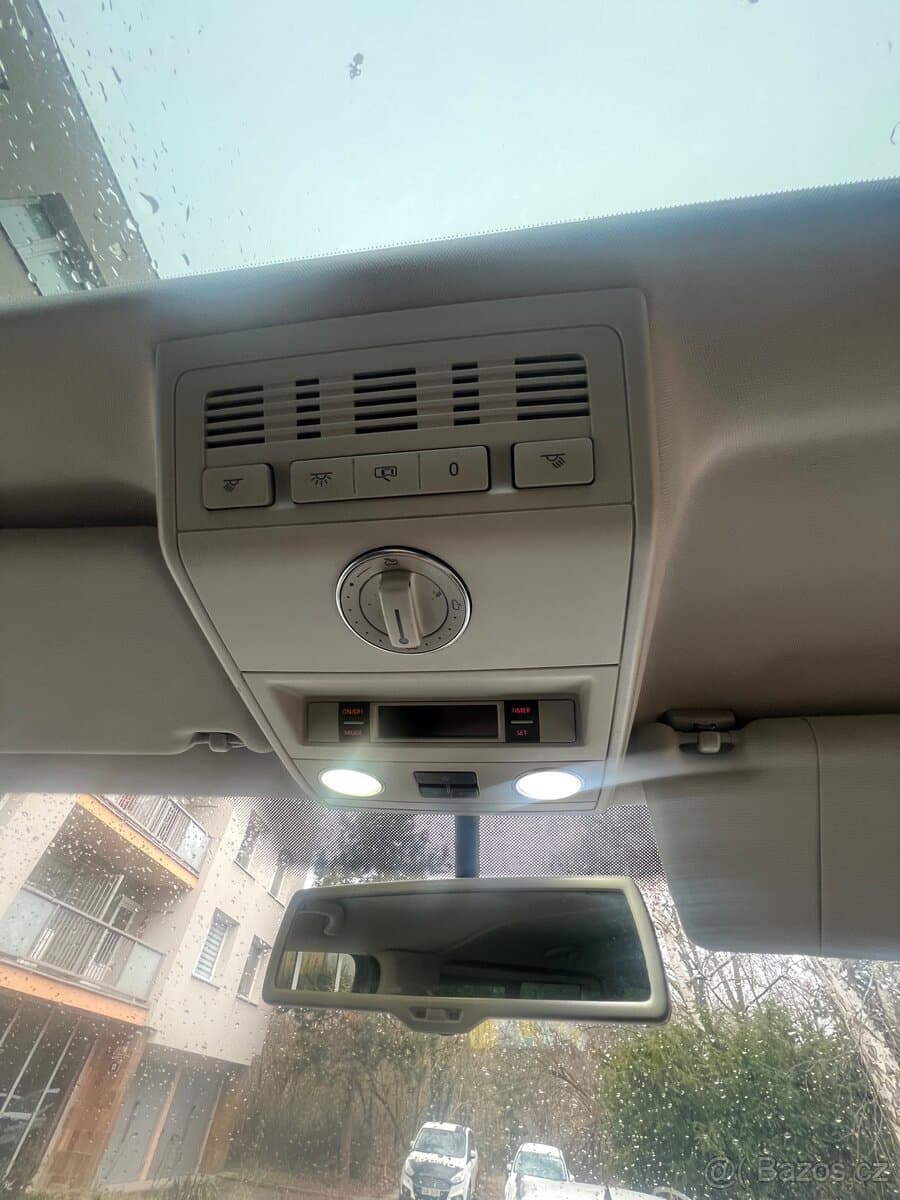 2012 Volkswagen CARAVELLE - 3