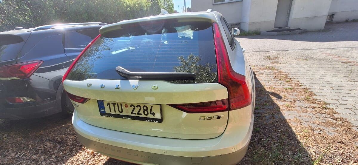 2019 Volvo V90 - 3