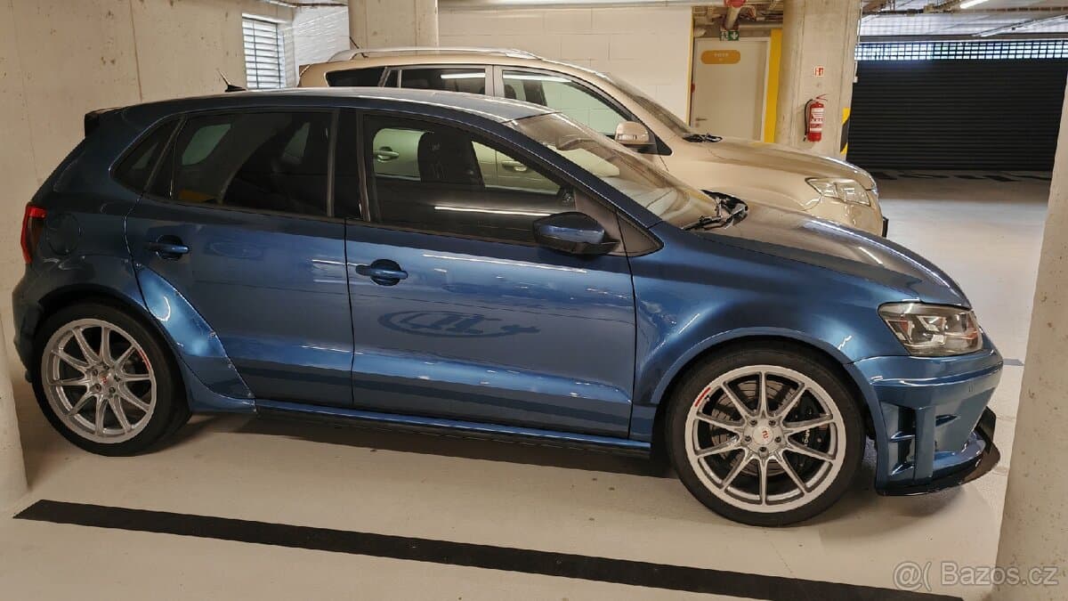 2017 Volkswagen POLO - 3