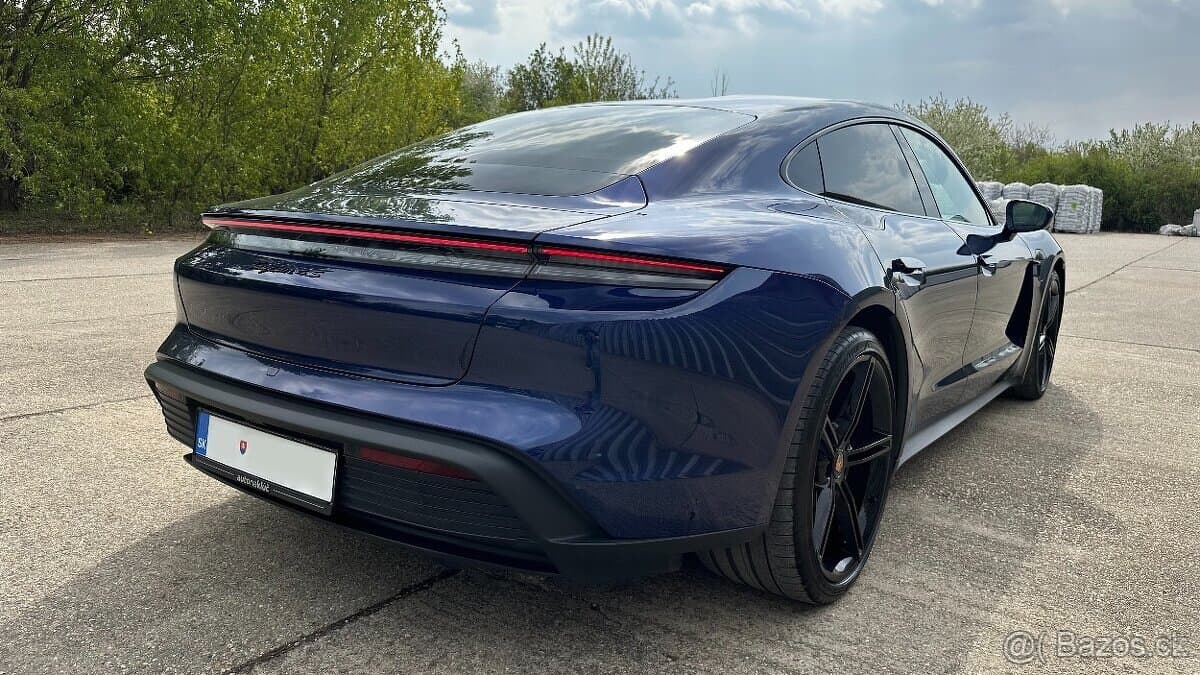 2023 Porsche TAYCAN - 3