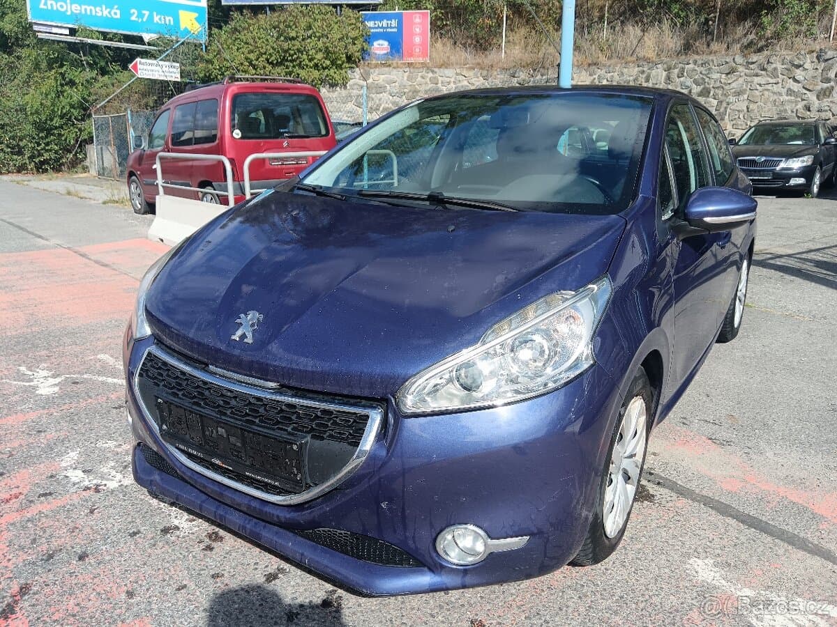 2013 Peugeot 208 - 3