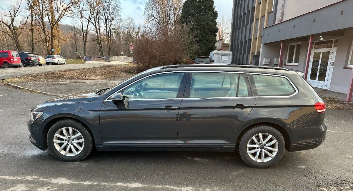 2015 Volkswagen PASSAT - 3
