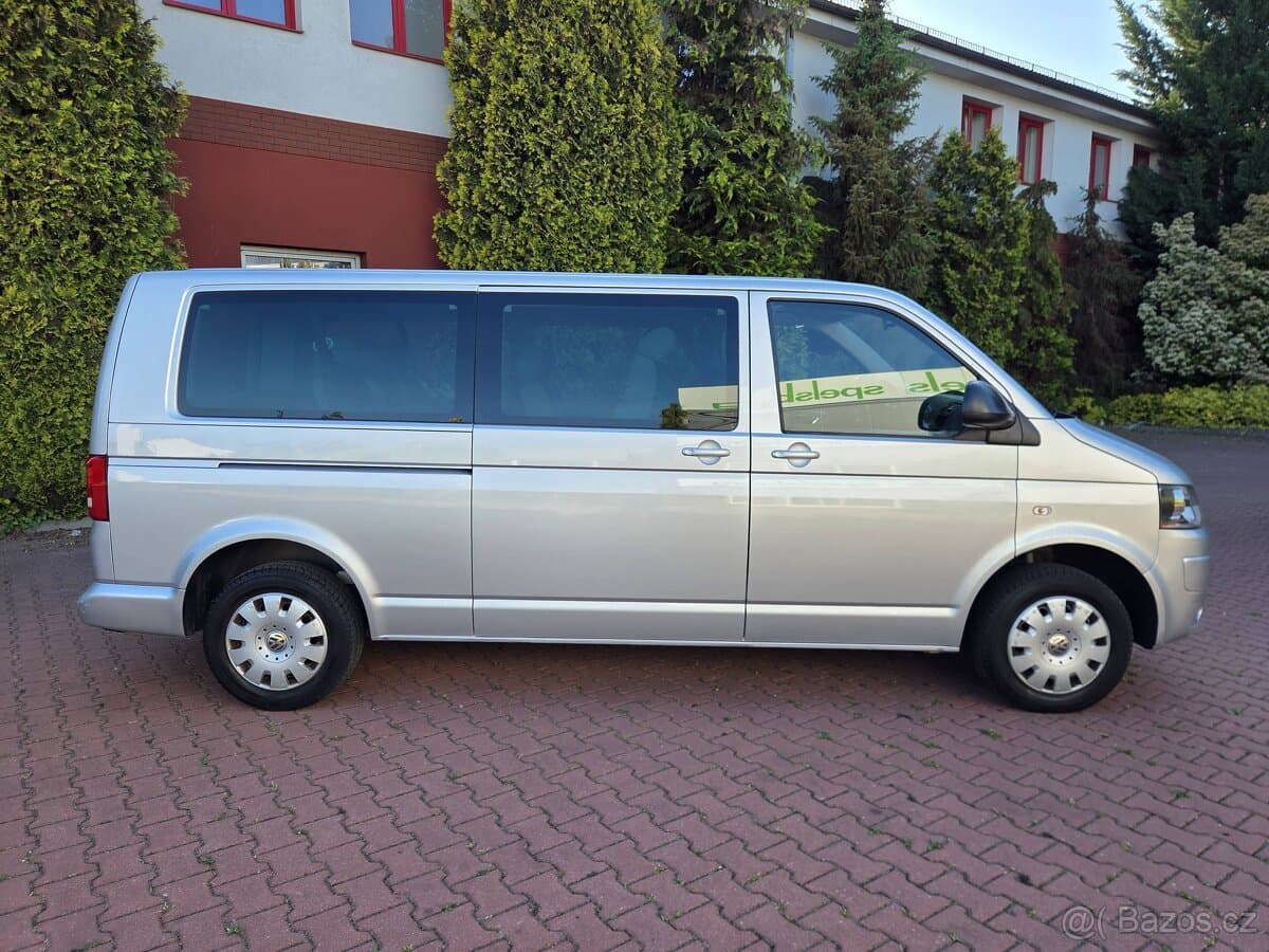 2011 Volkswagen CARAVELLE - 3