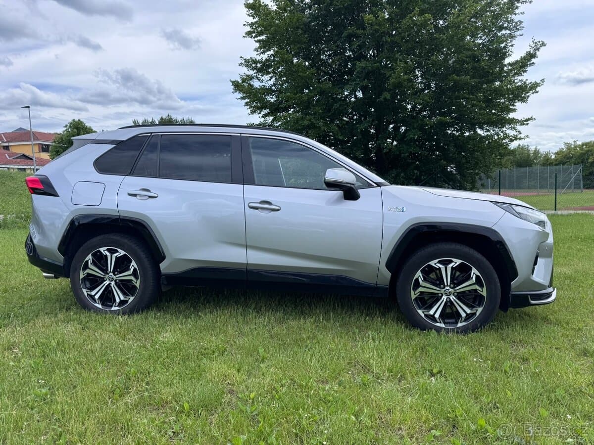 2022 Toyota RAV4 - 3