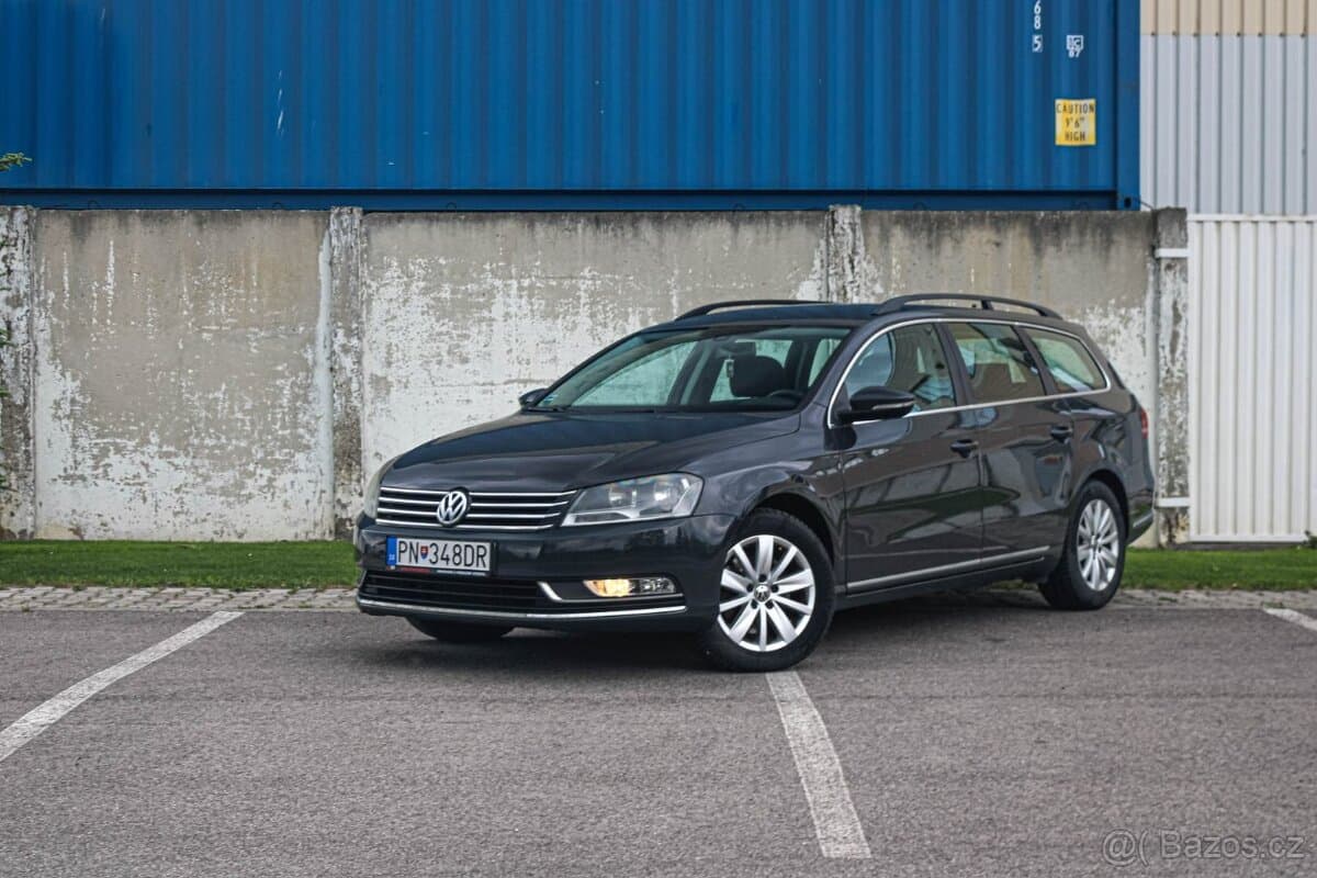 2012 Volkswagen PASSAT - 3