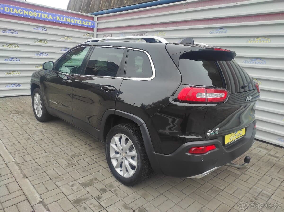 2016 Jeep CHEROKEE - 3