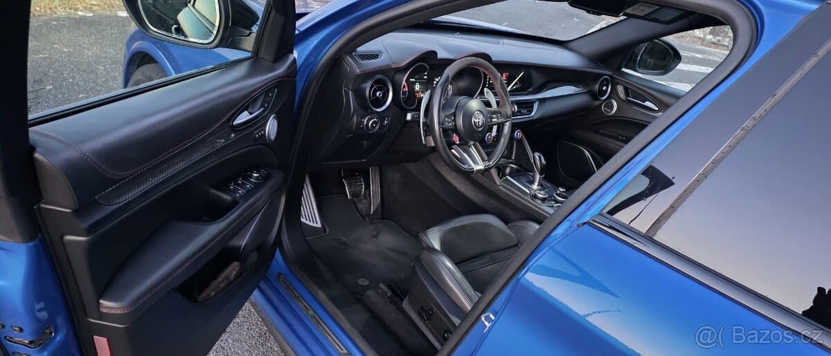 2018 Alfa Romeo STELVIO - 3