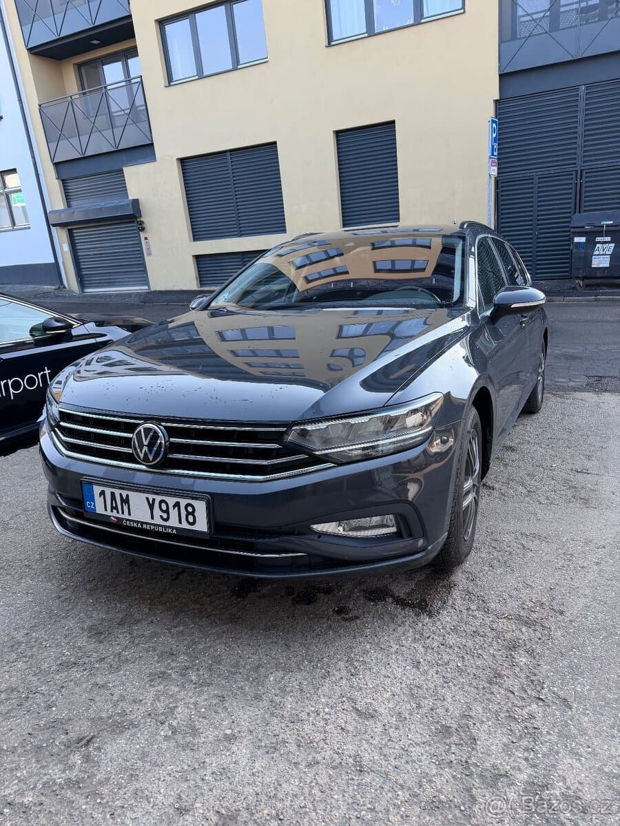 2021 Volkswagen PASSAT - 3
