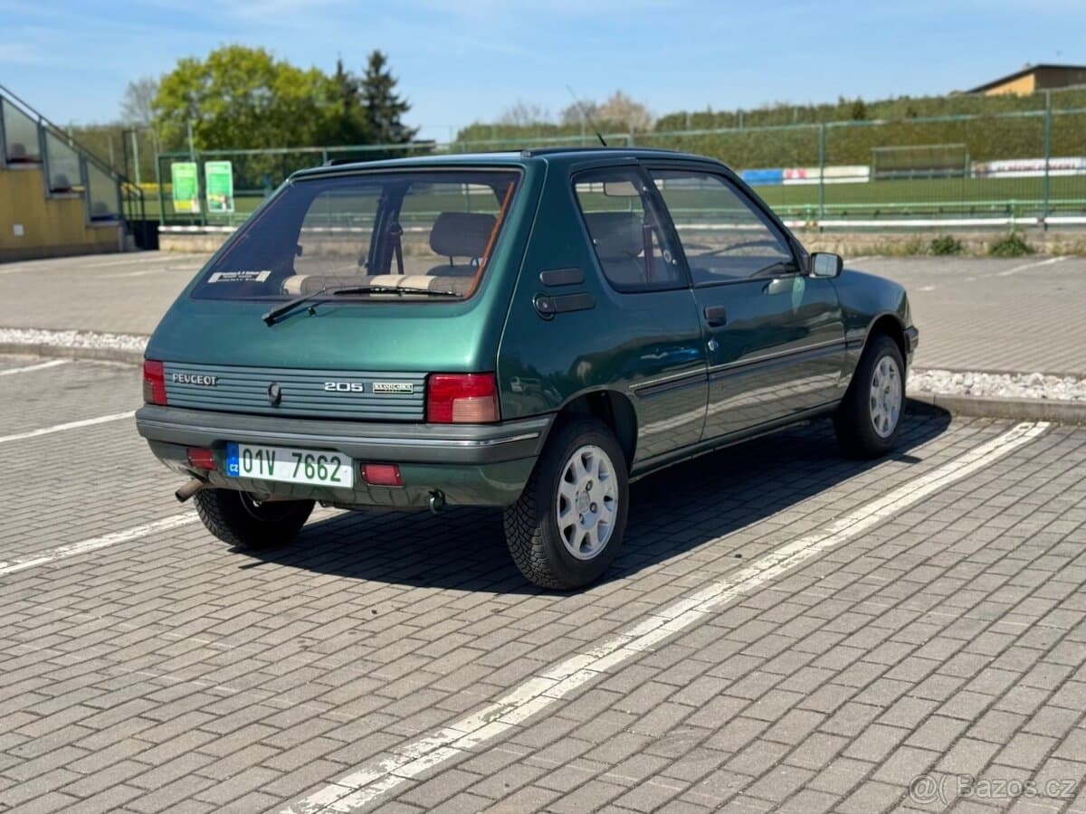 1992 Peugeot 205 - 3