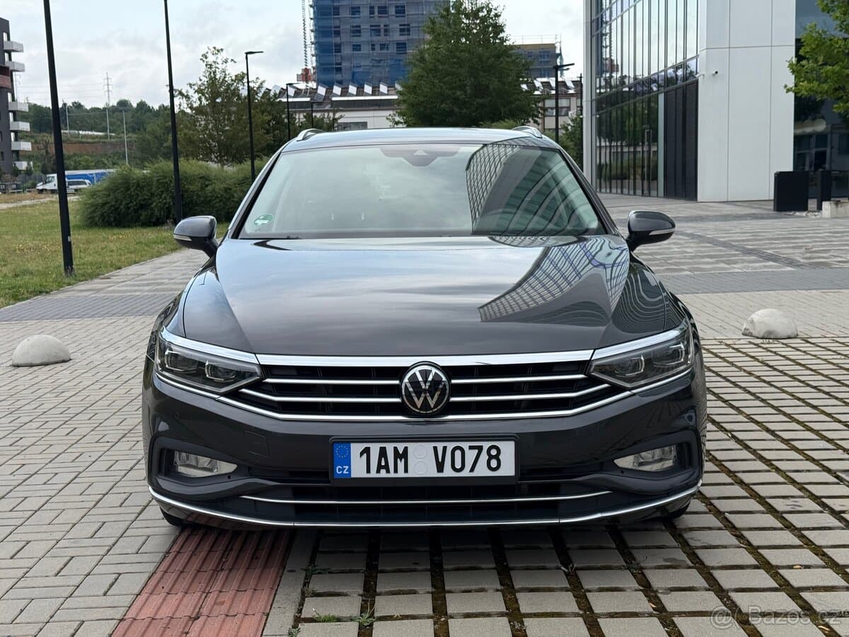 2021 Volkswagen PASSAT - 3