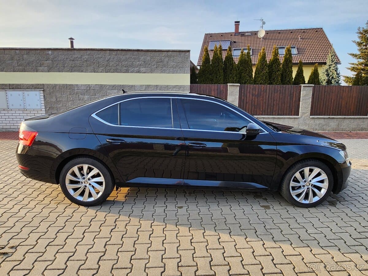 Škoda SUPERB - 3