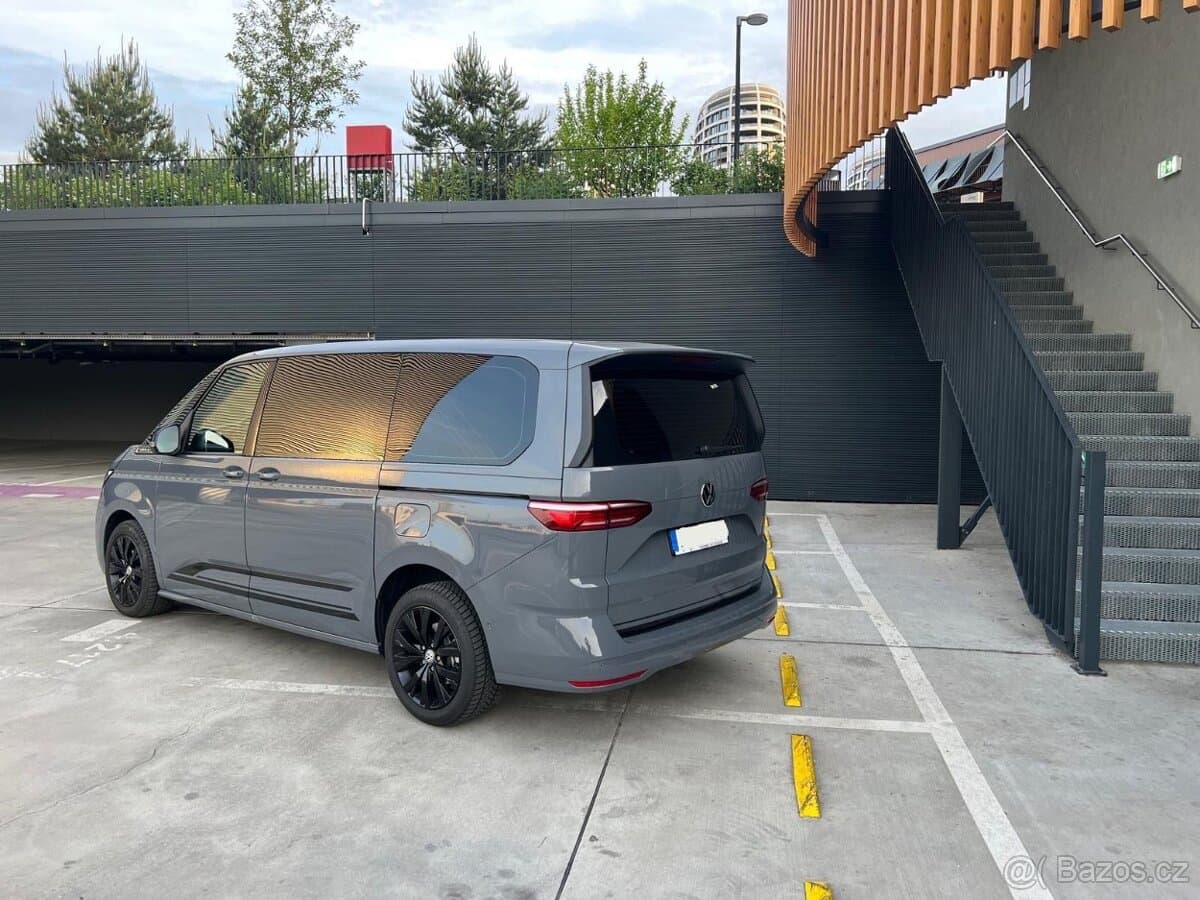 2025 Volkswagen MULTIVAN - 3